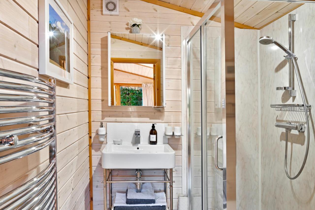 The Lodge - Luxury Lodge With Super King Size Bed, Kitchen & Shower Room Hurstpierpoint Buitenkant foto